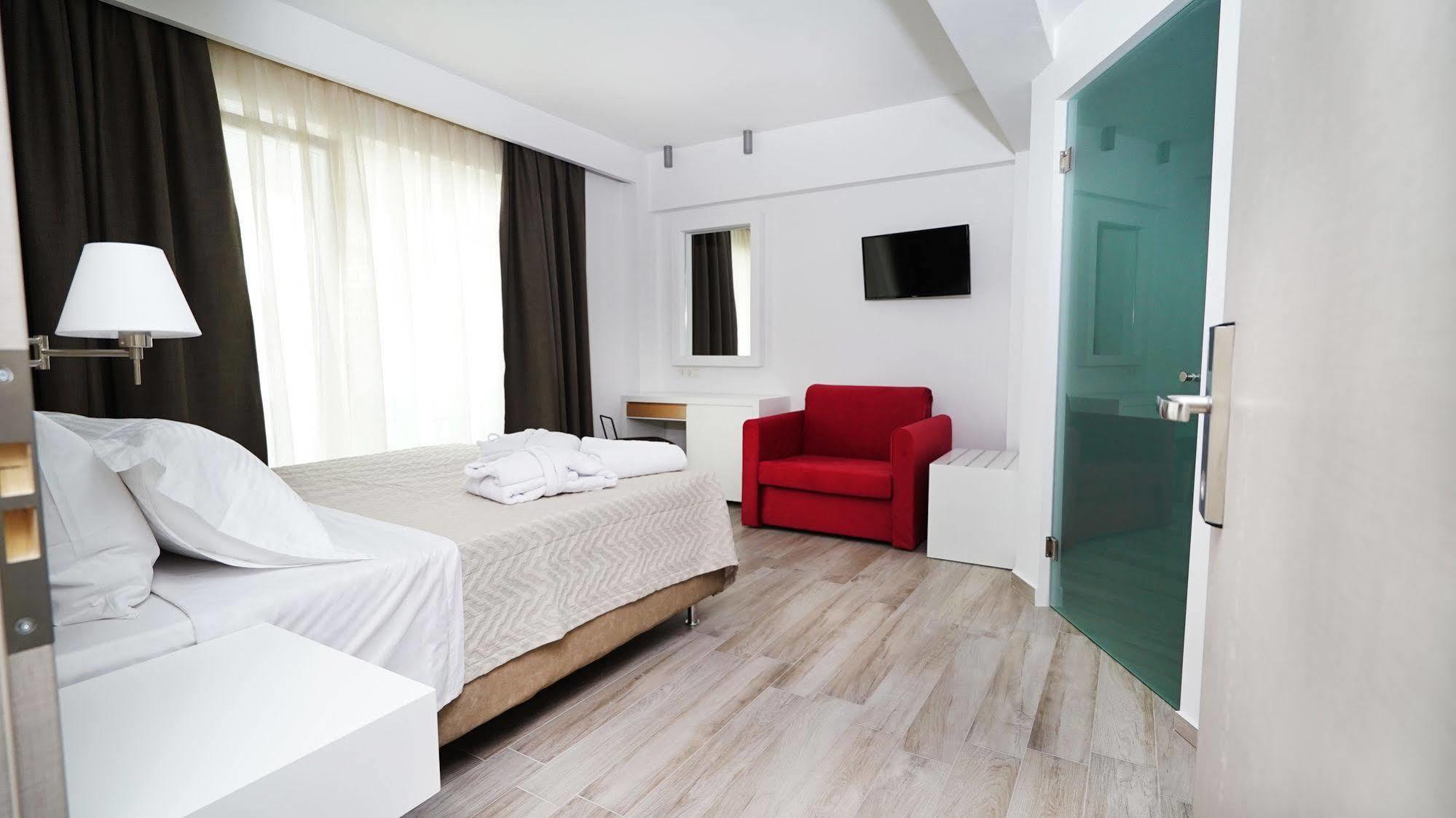 Olympus Thalassea Hotel Paralía エクステリア 写真